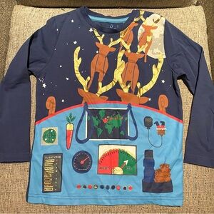 Mini Boden Reindeer in Flight Long Sleeve Shirt - Navy Blue (size 6/7)
